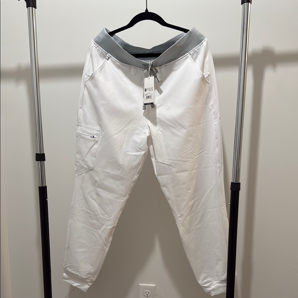 Figs women's White and Gray Joggers